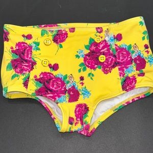 Janie & Jack Disney girls size 6 swim bottoms Alice and wonderland